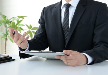 ペットの終活からお⾒送り後の関わり⽅までご提案